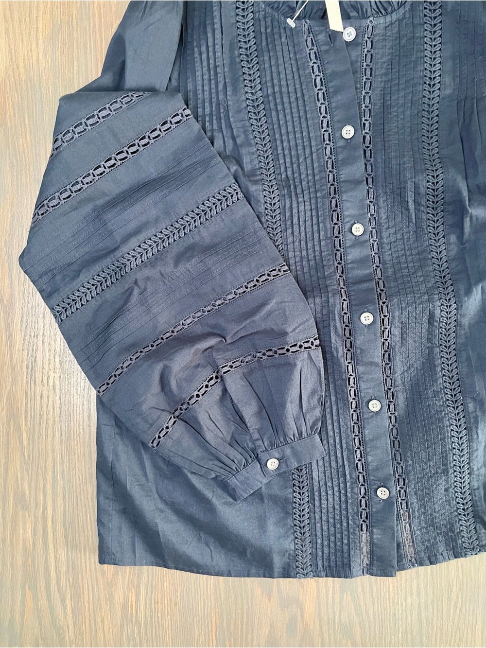 Madewell Lace-Insert High-Neck Pintuck Top Classic Navy Size M NWT - Picture 8 of 11